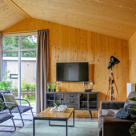 Chalé Comfortable With Combination Microwave Near The Veluwe *
