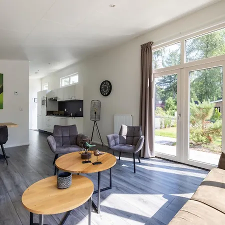 Chic In Chalet Hoenderloo